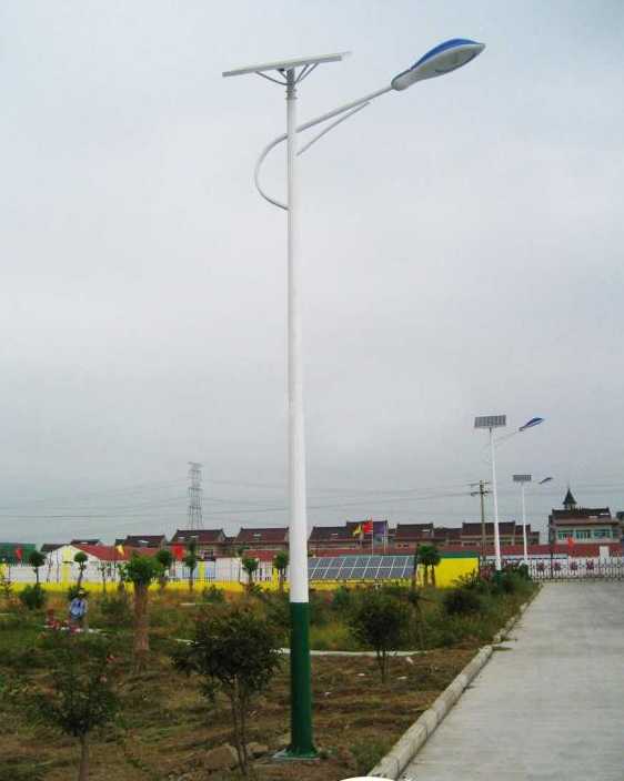 沙市区6米特价太阳能路灯05